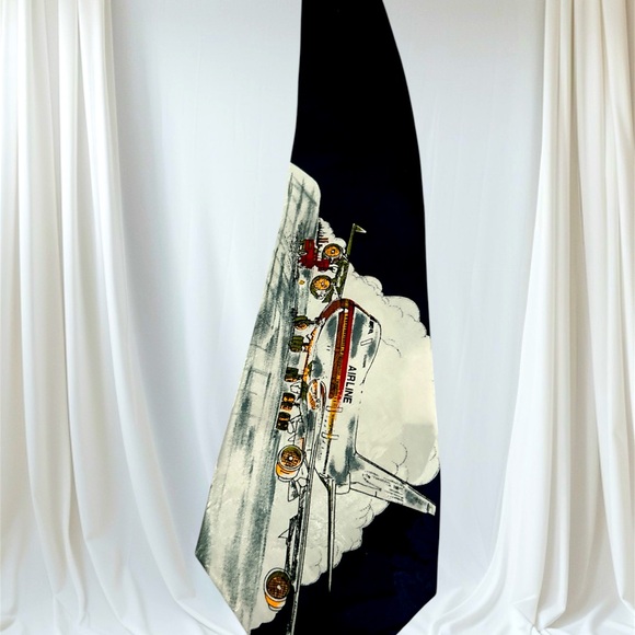 Vnt Renaissance ‘Hand Made AIRPLANE Polyester TWILL Necktie EUC - Picture 6 of 8